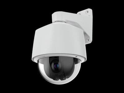 Cámara PTZ Avigilon H6A sobre soporte de pared